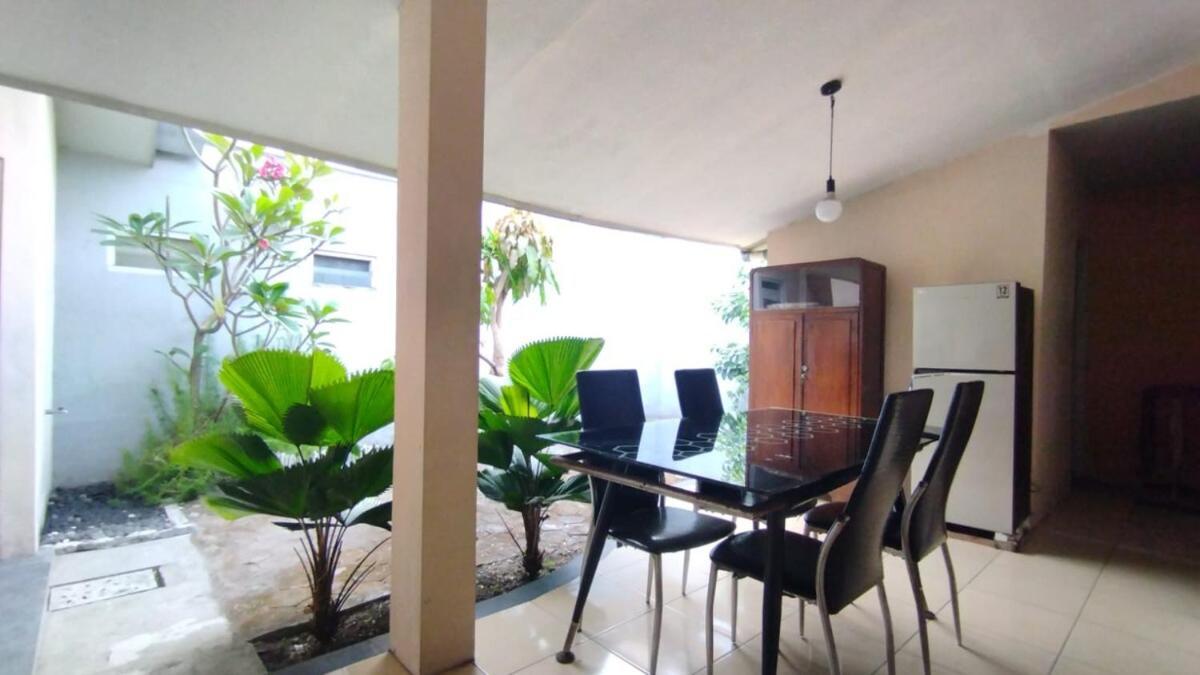Sadana Villahouse Ngadinegaran يوغياكارتا المظهر الخارجي الصورة